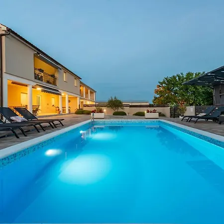 Silentium Zadarvillas Pristeg