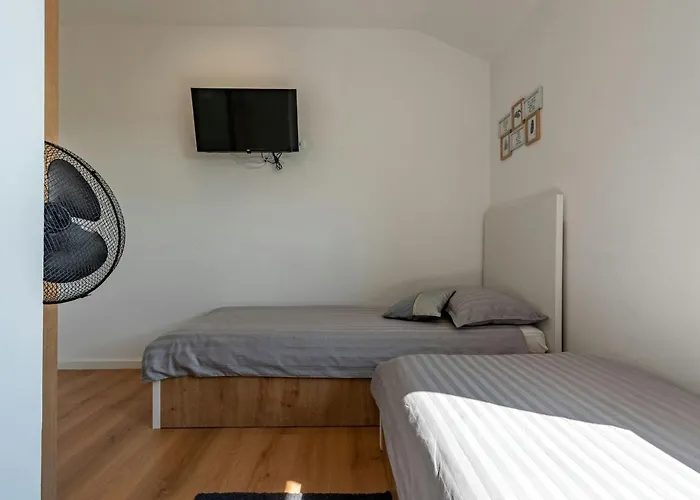 فيلة Silentium Zadarvillas *