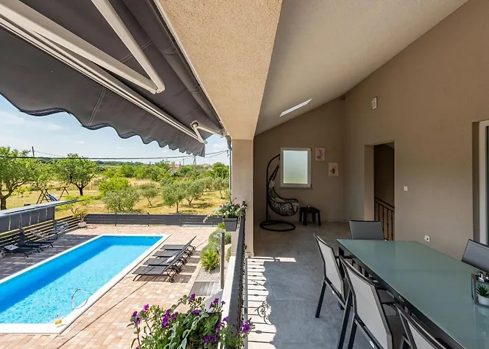 Silentium Zadarvillas Вилла