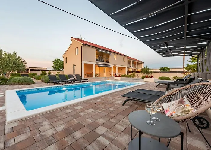 Vila Silentium Zadarvillas *