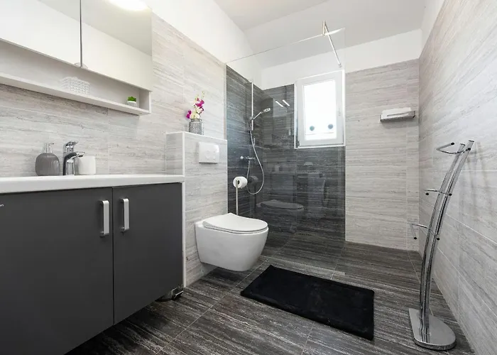 Silentium Zadarvillas 빌라 Pristeg